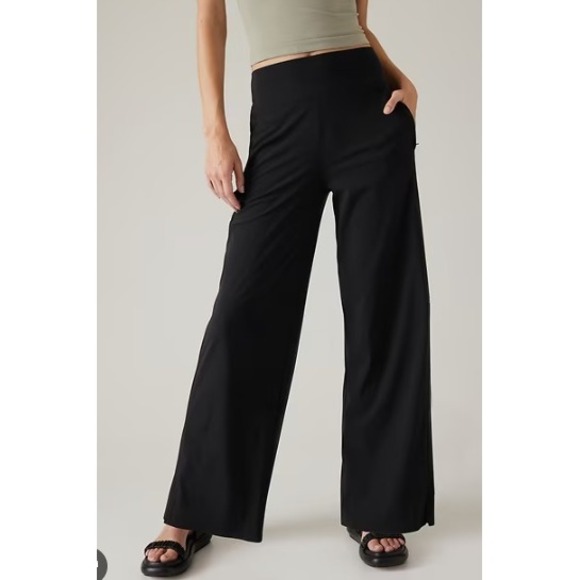 Athleta Pants - Athleta Cosmic Pant Womens Large Black Wide Leg Smocked Waist Lightweight